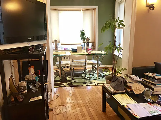 Rented by Voro, LLC | media 21