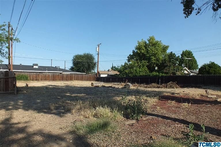 1st image of 1548 W Caldwell Ave