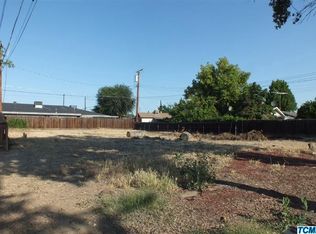 1548 W Caldwell Ave, Visalia, CA 93277