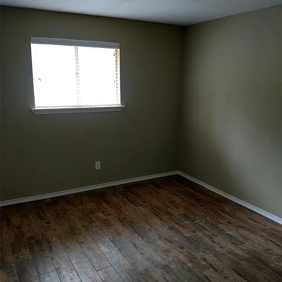 25730 Glen Loch Dr — Photo 16