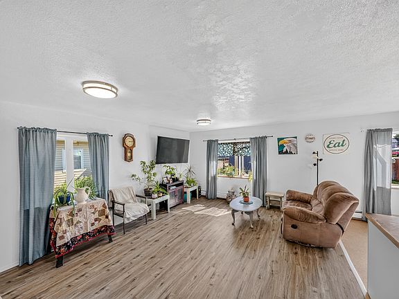 3rd image of 2103 Gillam Way