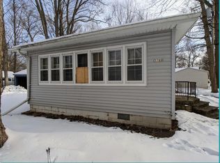 5700 N Sievers Pl, Glendale, WI 53209