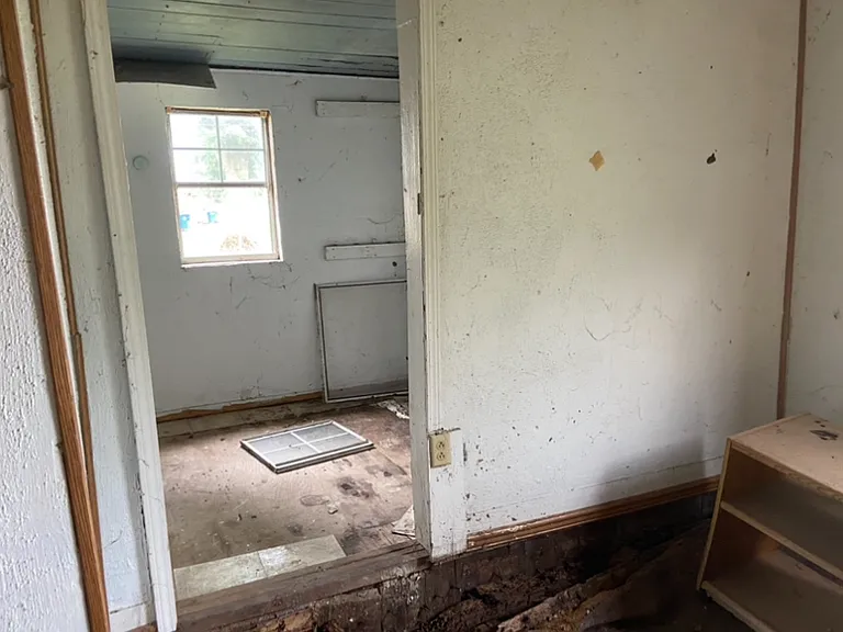 402 W Railroad St — Photo 19