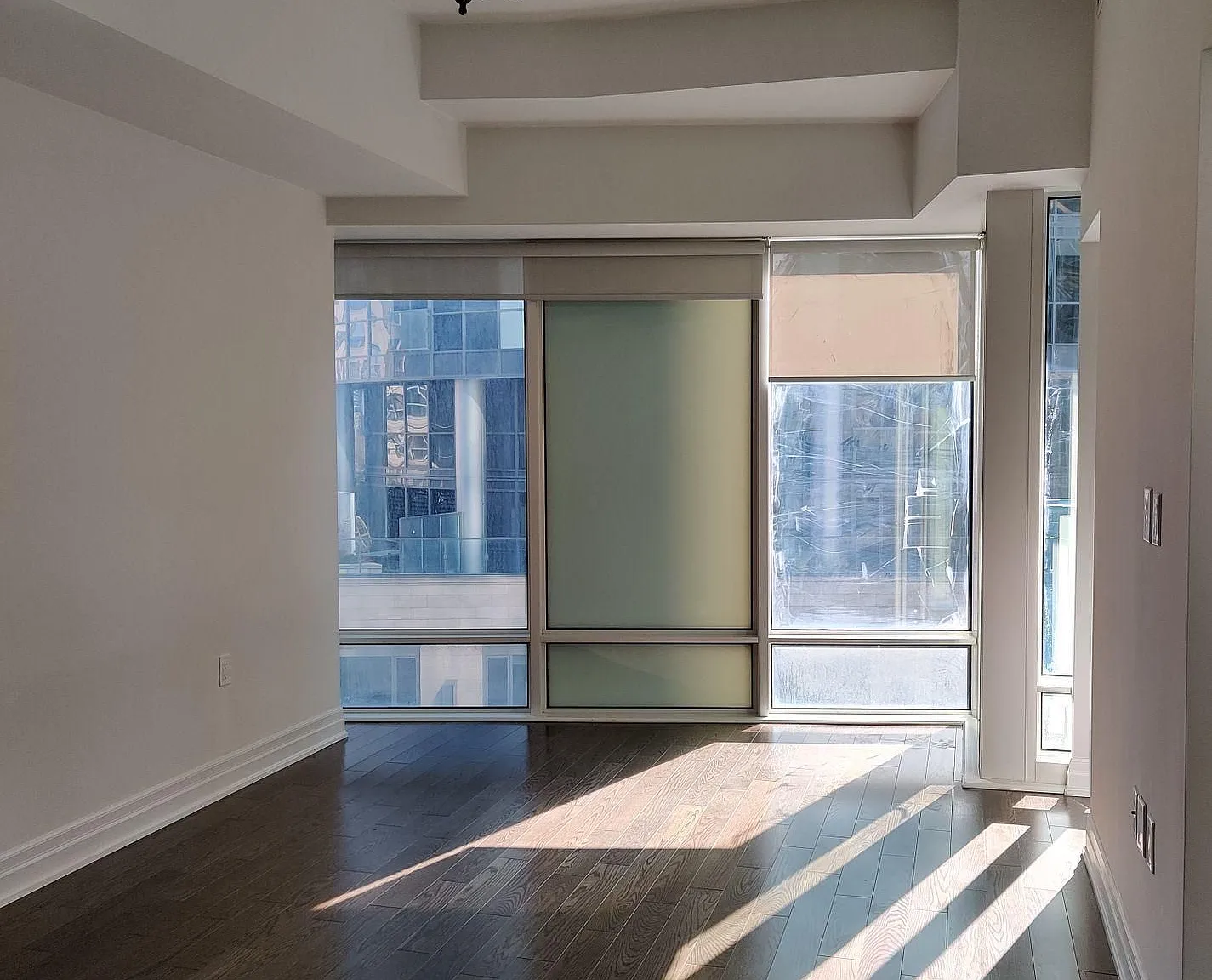 1 bed, $2,400 — Photo 2