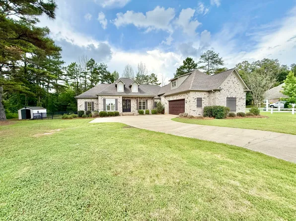 186 Timberlane Dr, Tupelo, MS 38801
