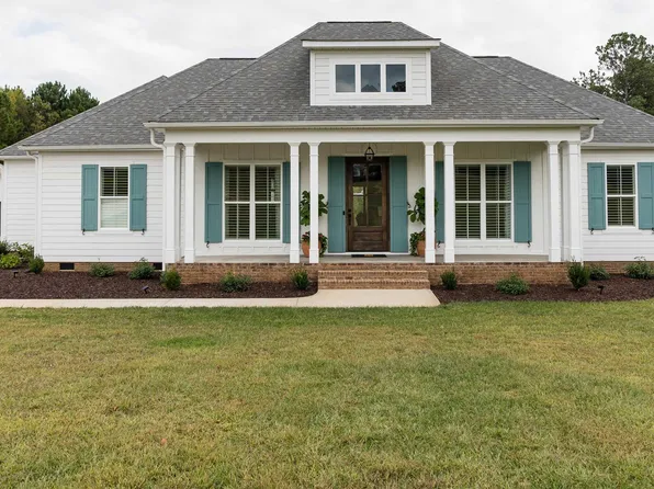 842 Love Springs Rd, Cowpens, SC 29330