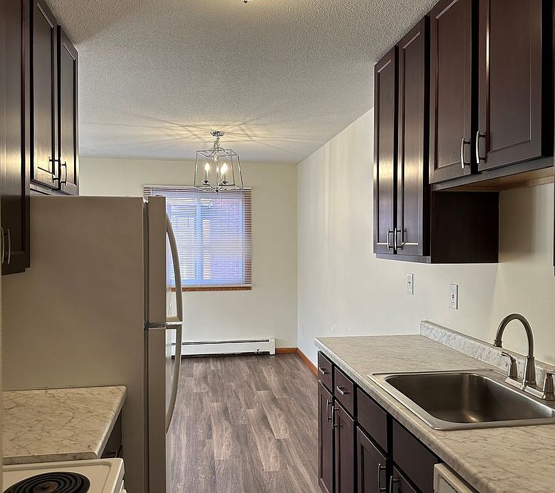 1st image of 2730 Dupont Ave S APT 206