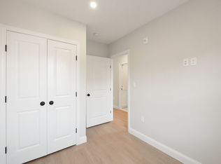 2 Hull St #2, Boston, MA 02113