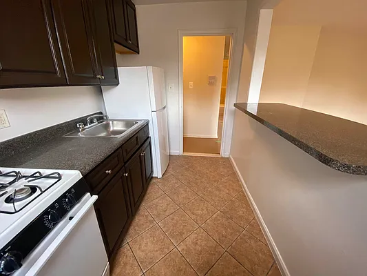 Rented by Contact Realty | media 9