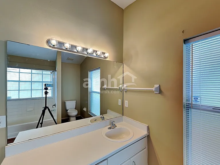 15628 Greater Groves Blvd — Photo 10