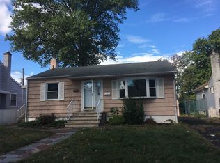 1358 Franklin St, Rahway, NJ 07065