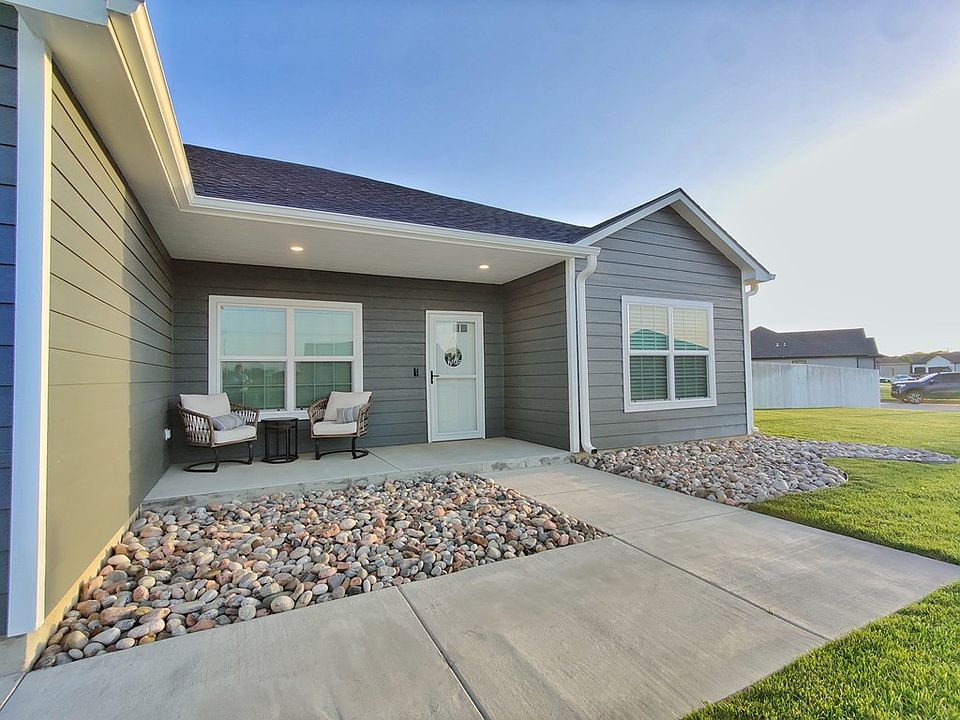 2200 Saddlebrook Dr, Salina, KS 67401 Zillow