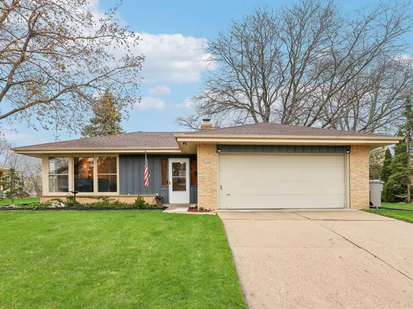 5400 South 22nd STREET, Milwaukee, WI 53221
