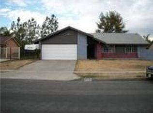 1370 Lorraine Pl, Rialto, CA 92376