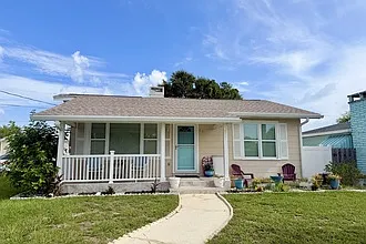 231 Williams Ave #1