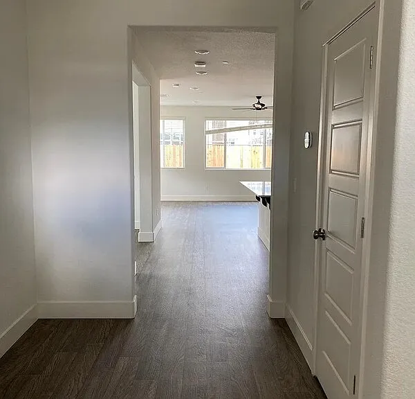 2454 Fidalgo Way — Photo 9