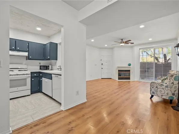 23609 Del Monte Dr Unit 295, Santa Clarita, CA 91355