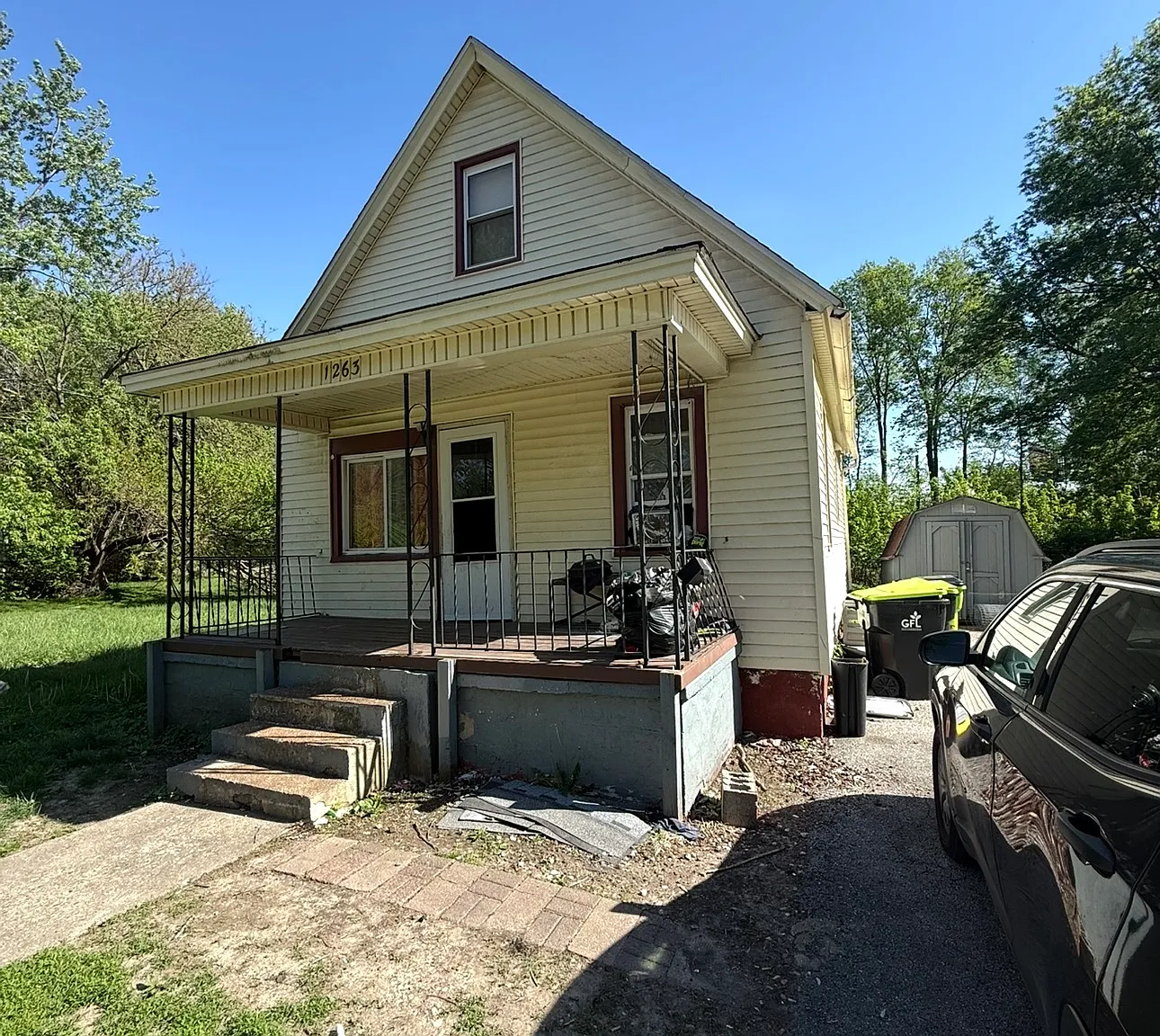 3 bed, 1344 sqft, $1,095 — Photo 1