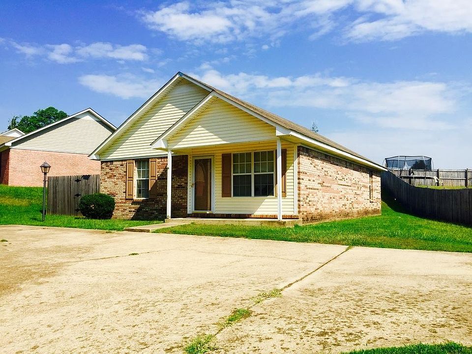 2nd image of 435 Beauregard Cir