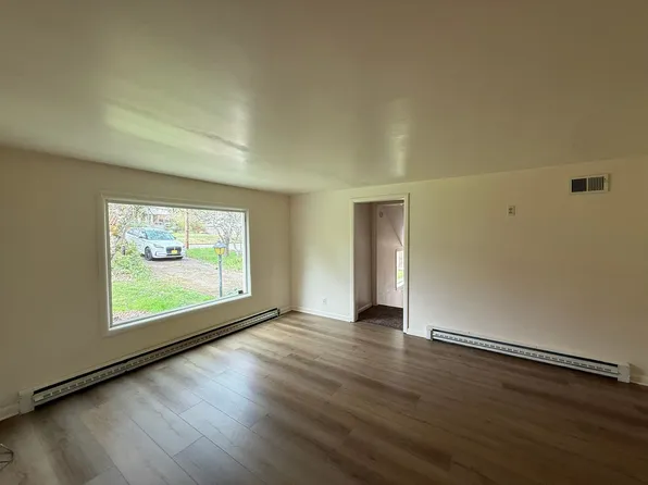 3861 Willamette St, Eugene, OR 97405