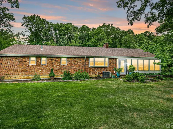 881 Bordentown Ave, South Amboy, NJ 08879