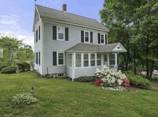 35 Oak St, Cohasset, MA 02025
