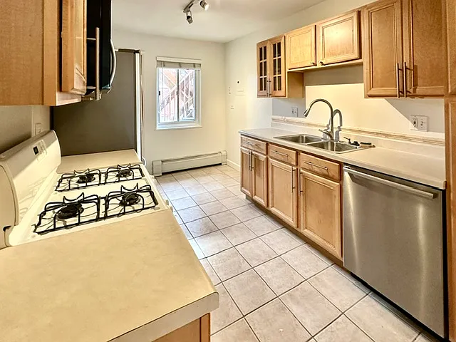 6350 N Ridgeway Ave #2S — Photo 17