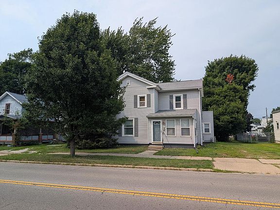 2nd image of 101 E Main St
