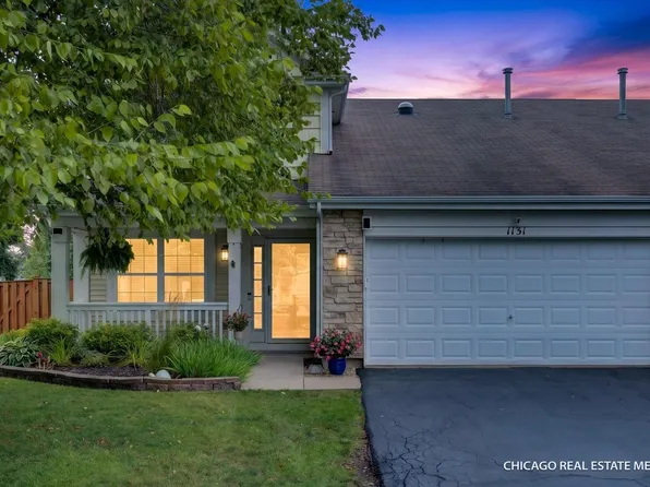 1131 Spinnaker St, Hampshire, IL 60140