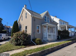 607 Pleasant St, Chambersburg, PA 17201