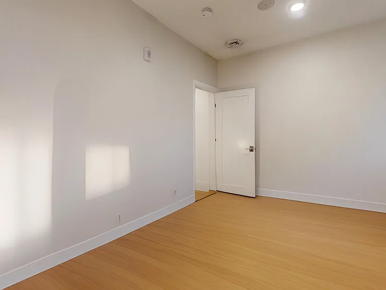 530 Dorchester Ave #2 — Photo 5