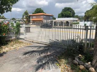 Sun-Tan Village Sec 1, Hialeah, FL 33010