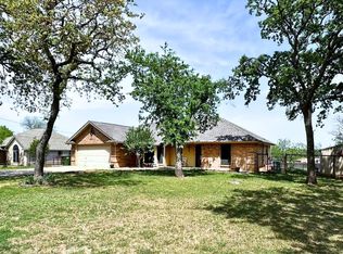 817 Cherry Ln, Springtown, TX 76082
