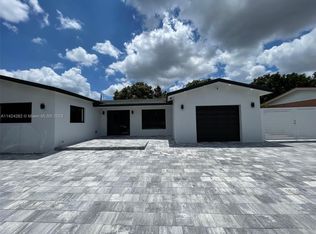 15843 Fairway Heights Blvd, Miami, FL 33157