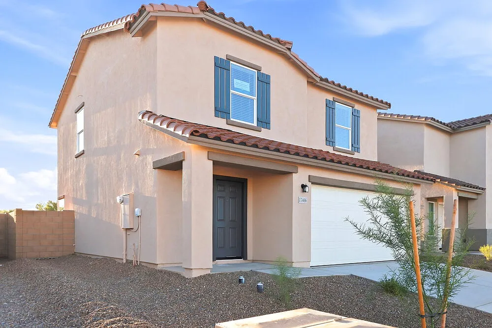 3 bed, 2.5 bath, 1556 sqft, $1,880 — Photo 4
