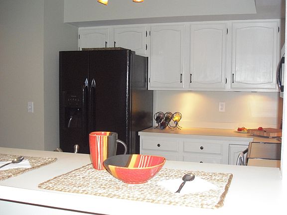 5th image of 110 Theresa Blvd