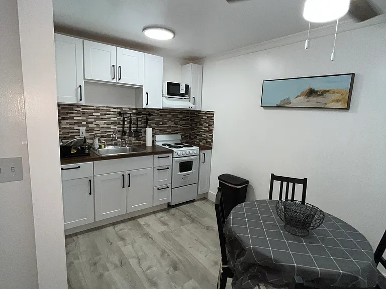 326 Wilson St #105 — Photo 8