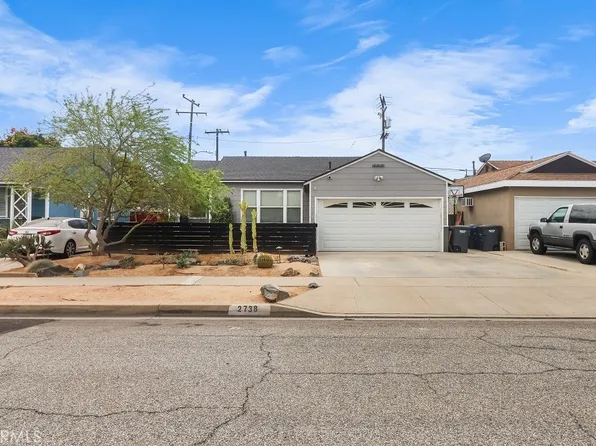2738 Greenmeadow Rd, Lakewood, CA 90712