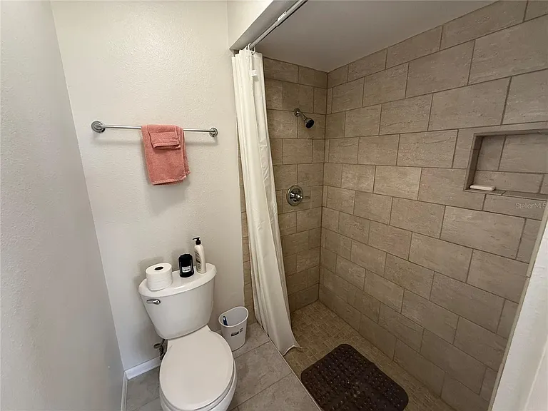 2130 Bancroft Pl #B — Photo 23