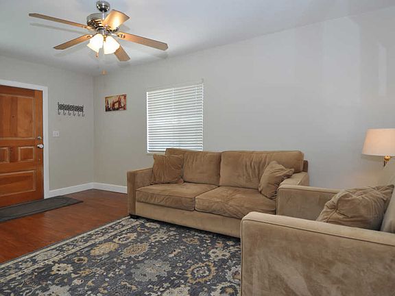 5th image of 807 N Catherine St