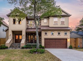 5303 Patrick Henry St, Bellaire, TX 77401