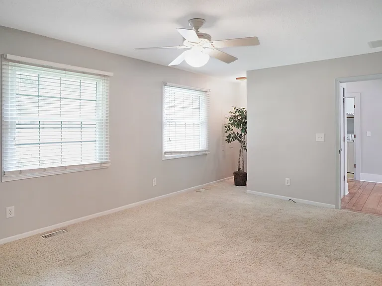 1104 S Marietta Dr — Photo 16