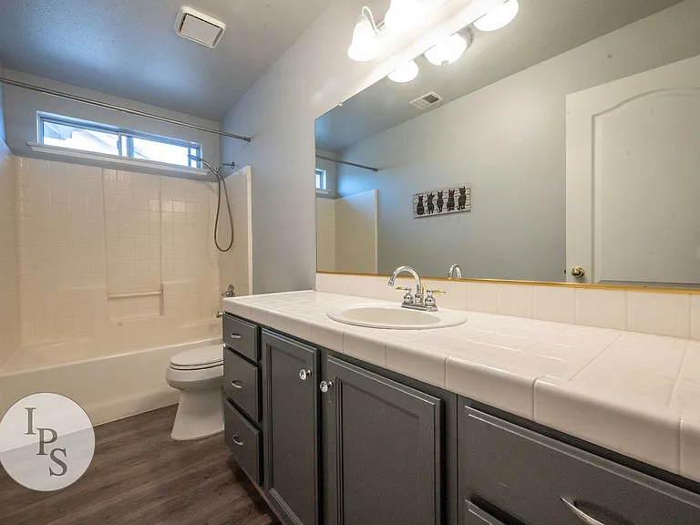 3676 Baron Ave — Photo 13