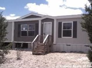 105 Cutters Trl, Pipe Creek, TX 78063