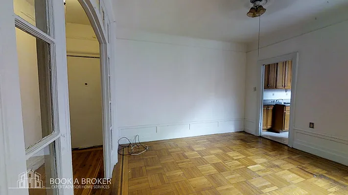 Rented by Book A Broker | media 8