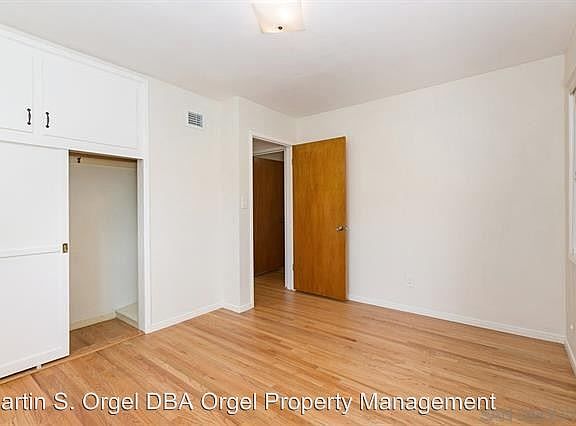 5th image of 4744 Rose Pl