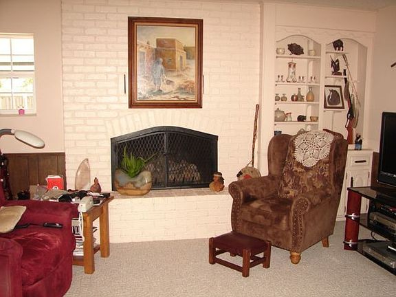 2nd image of 1312 E Kean St