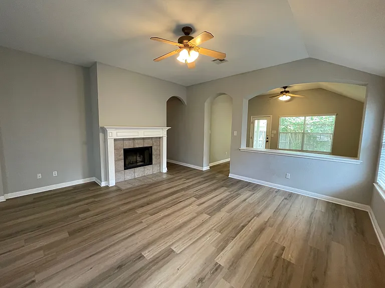 10025 Mount Rainier Dr — Photo 13