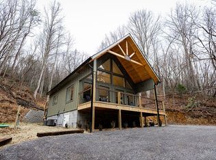 811 Cartertown Rd, Gatlinburg, TN 37738