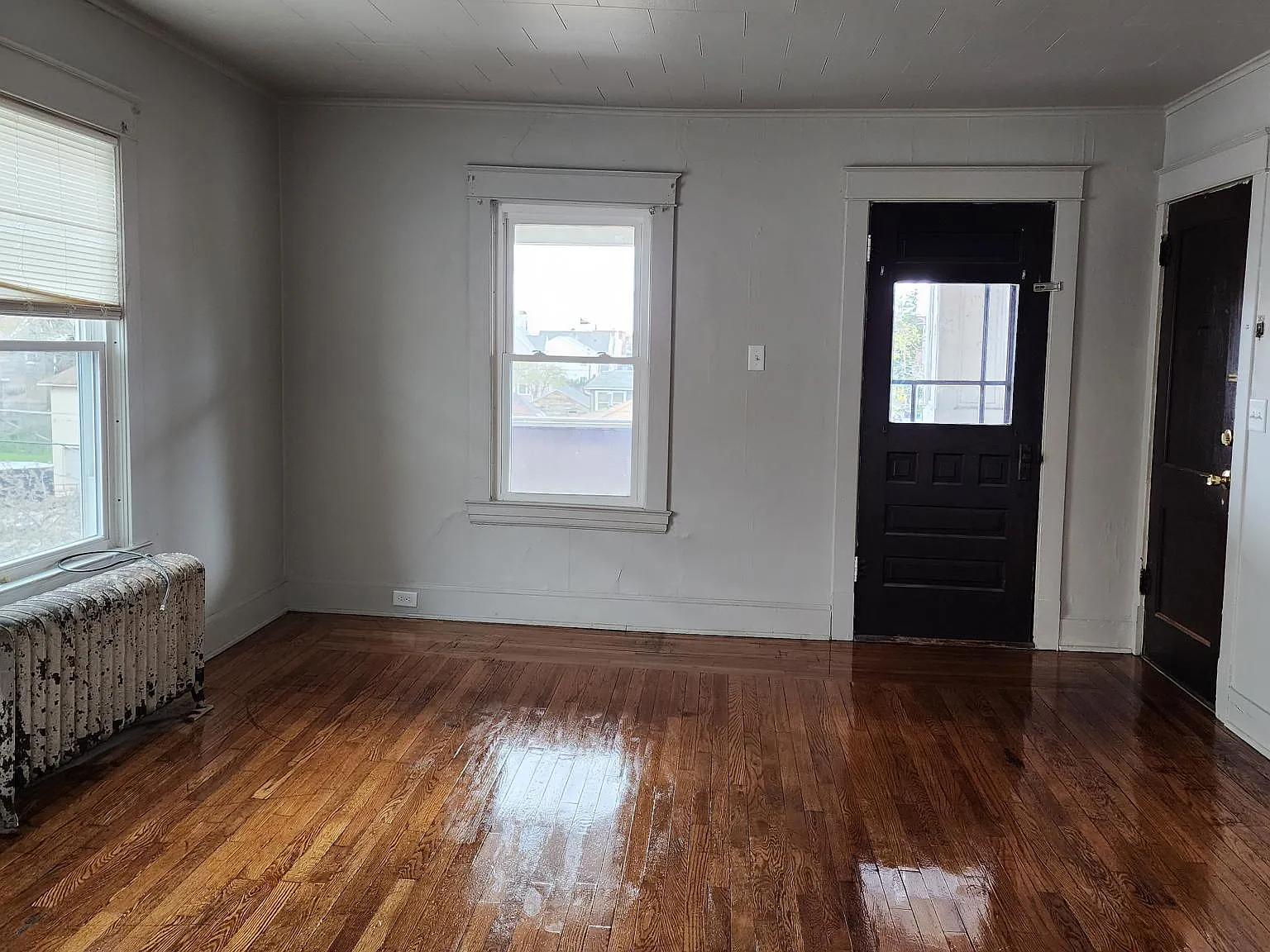 24 Lincoln Ave — Photo 4
